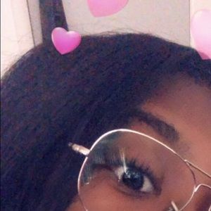 Meet your Posher, Tiffani